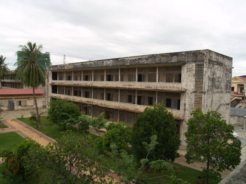 tuol3.jpg