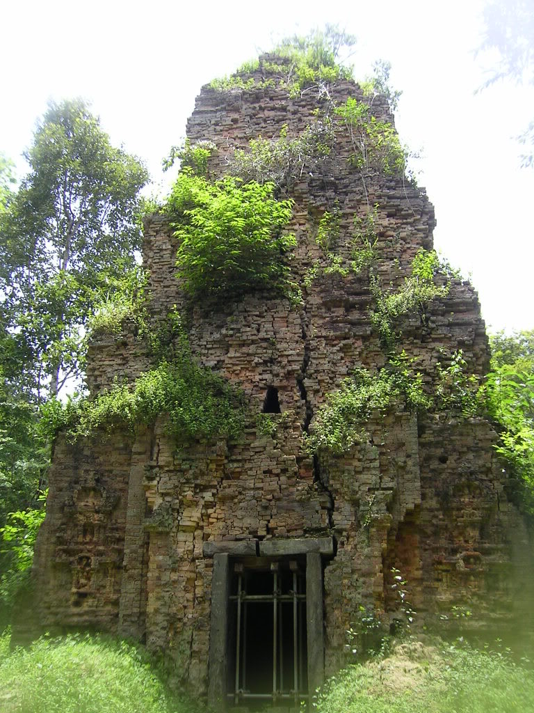 SAMBORPREIKUKDENCHON1.jpg