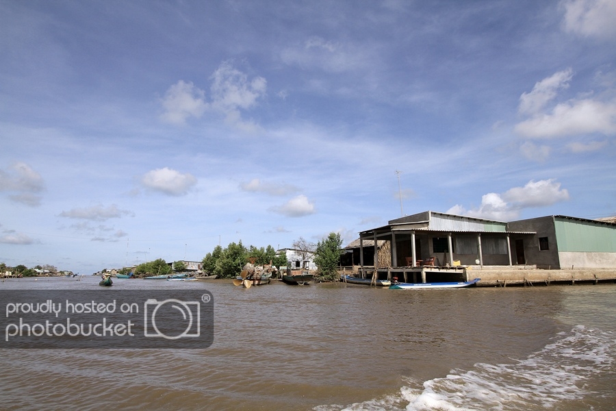 loanchau764.jpg