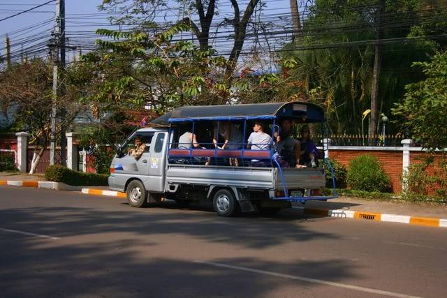 lao41.jpg