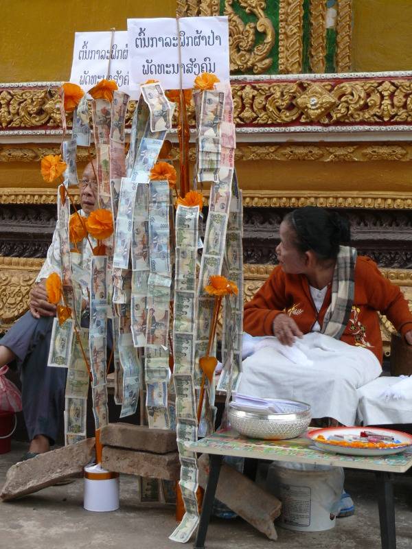 daytienowatsimuang.jpg