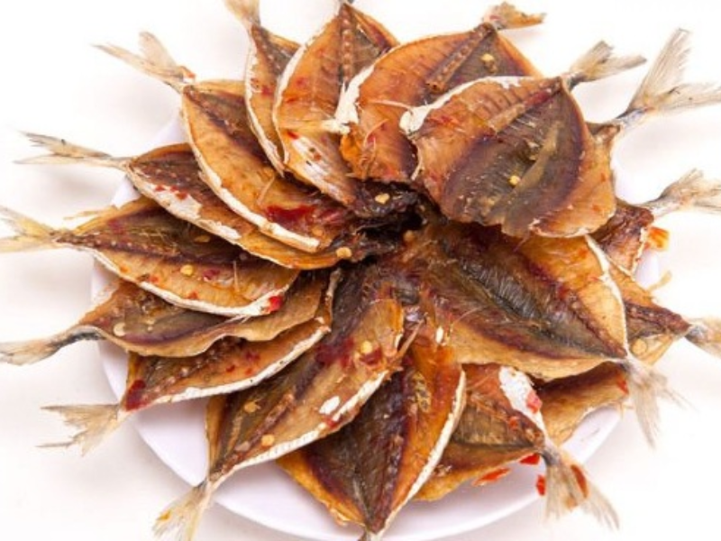 Cá Chỉ Vàng khô nướng