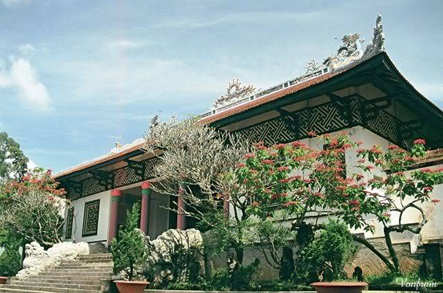00035-05.jpg