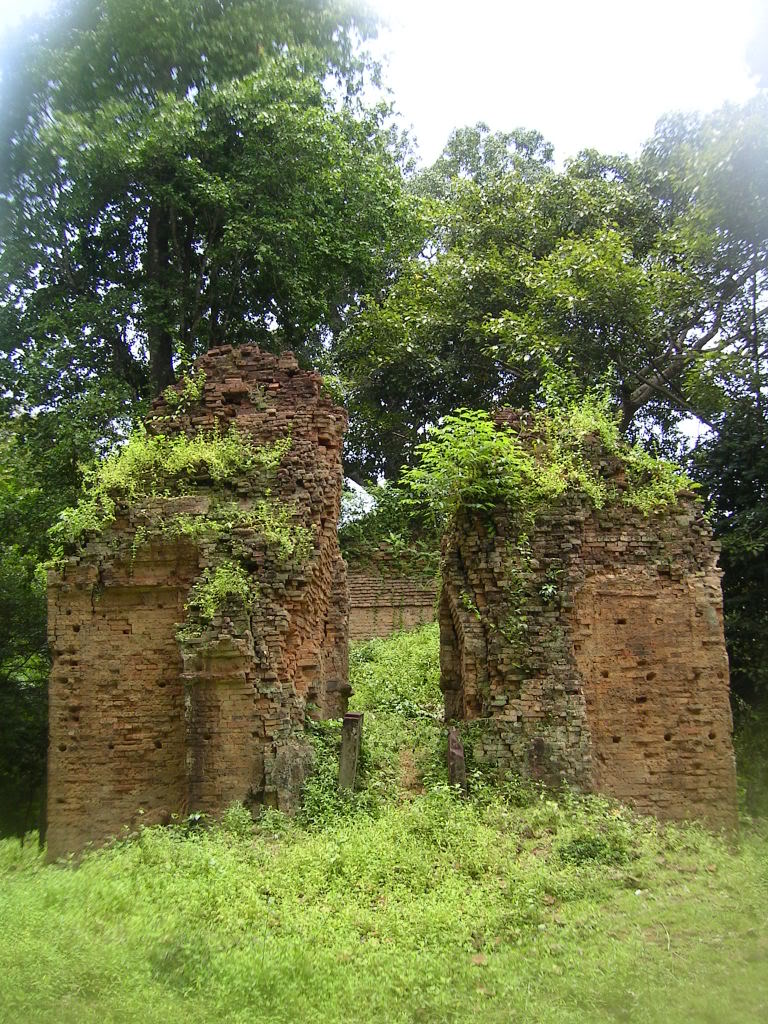 SAMBORPREIKUKDEN4.jpg