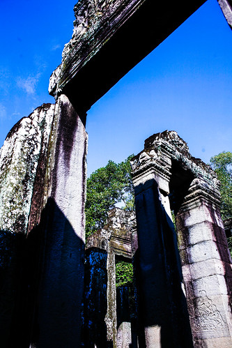15269630897_e6c6a03ae2.jpg