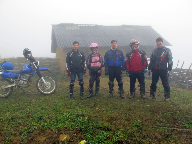 HongNgai2011757.jpg