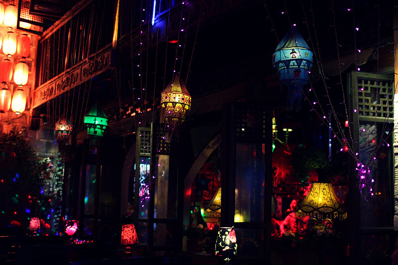 9898944595_fd62004eb1_c.jpg