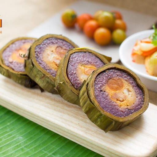 Bánh-Tét-lá-cẩm.jpg