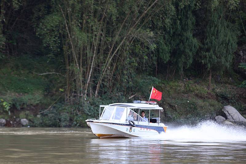 qn3c0020_526F672C.jpg
