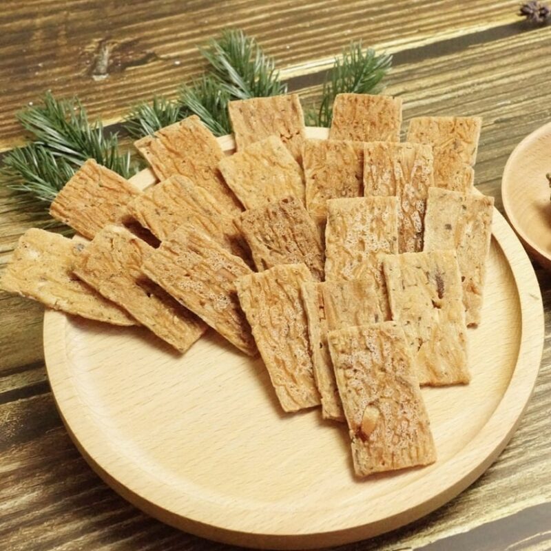 banh-dua-nuong-quang-nam-2-800x800.jpeg