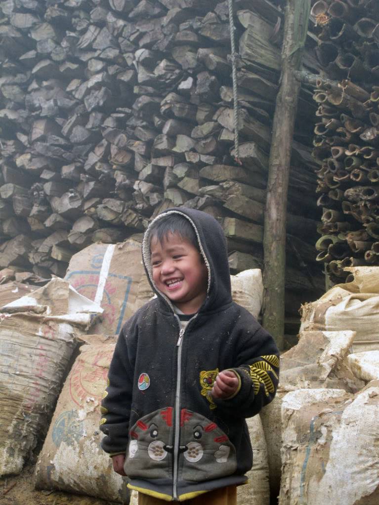 HongNgai2011285.jpg