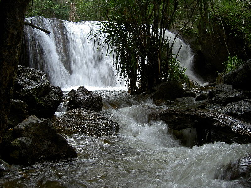 800px-Phu_quoc_suoi_tranh.jpg