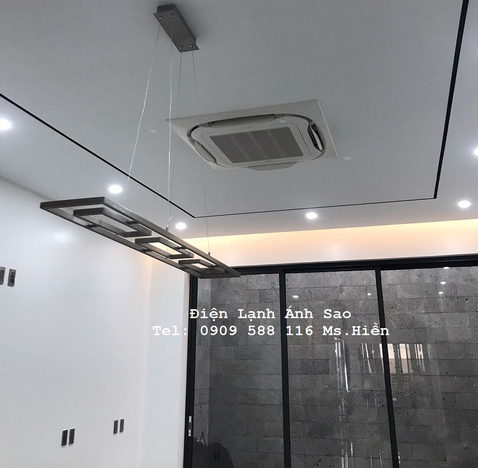 may-lanh-am-tran-daikin(18).png