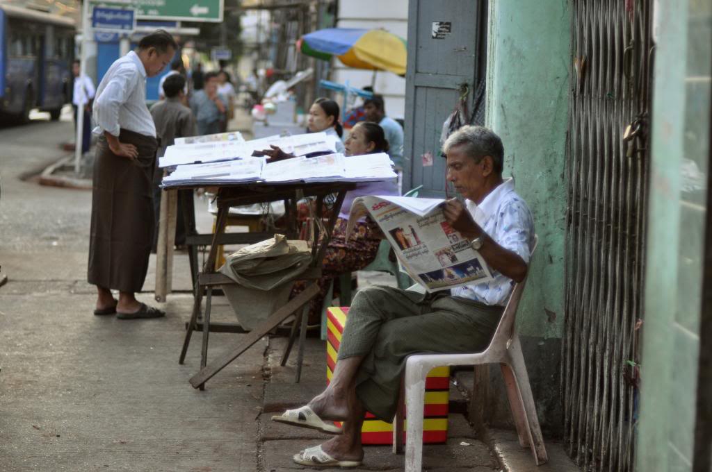 Yangon57_zps0f2113ca.jpg