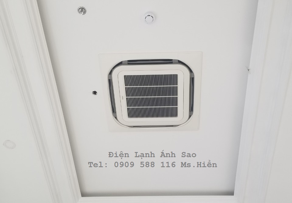 may-lanh-am-tran-daikin(18).jpg
