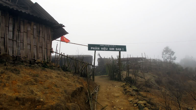 HongNgai2011341.jpg