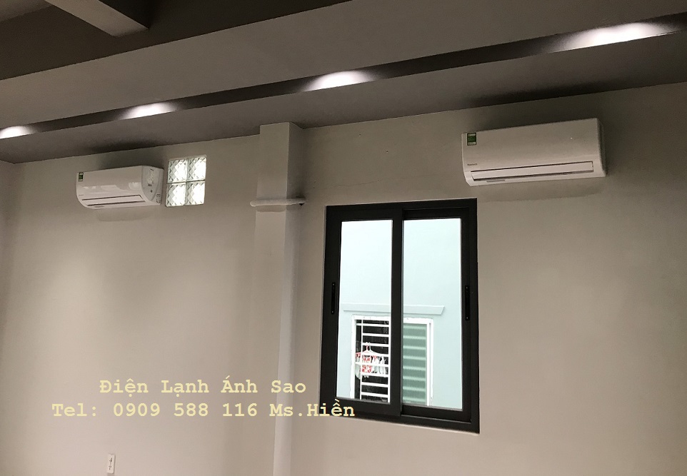 may-lanh-treo-tuong-reetech(1).jpg
