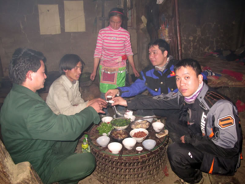 HongNgai2011657.jpg