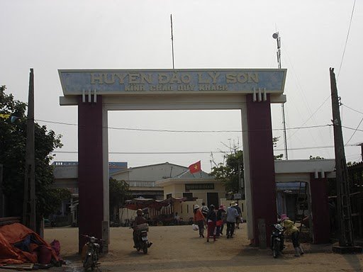 385619415.jpg