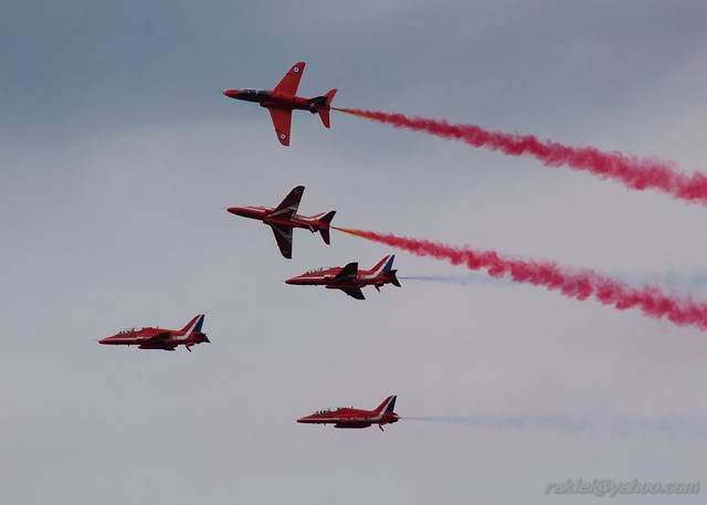 redarrow13.jpg