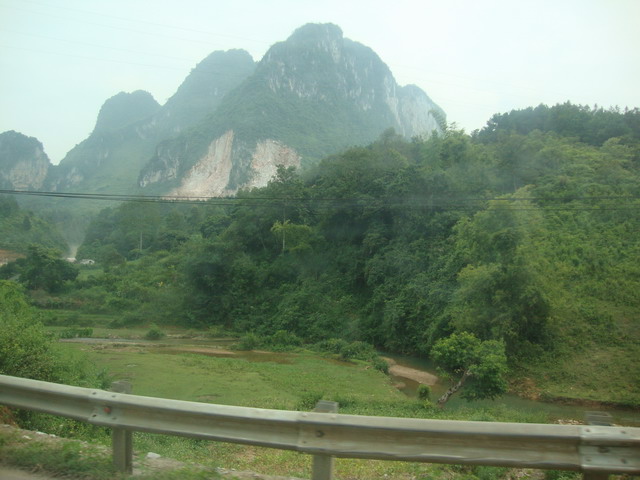 2010-09-21-cd-mb-0849-cao-bang-trung-khanh2.jpg