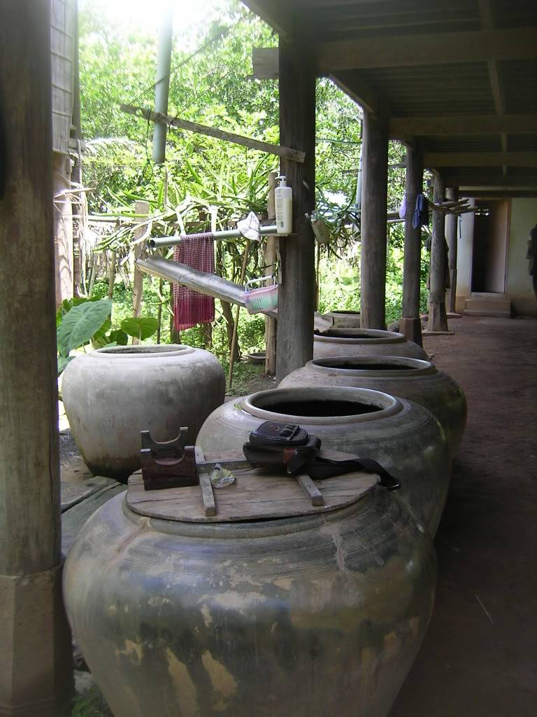 KOHTRONGLUNUOC.jpg