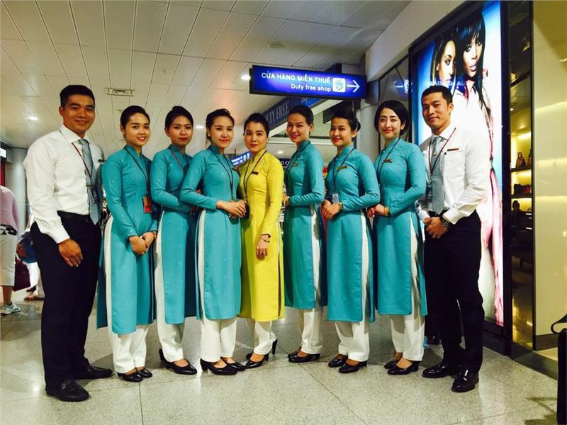 new-uniform-of-vietnam-airlines-693.jpeg