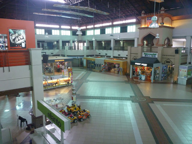 mall.jpg