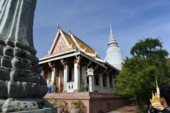WatPhnom2.jpg