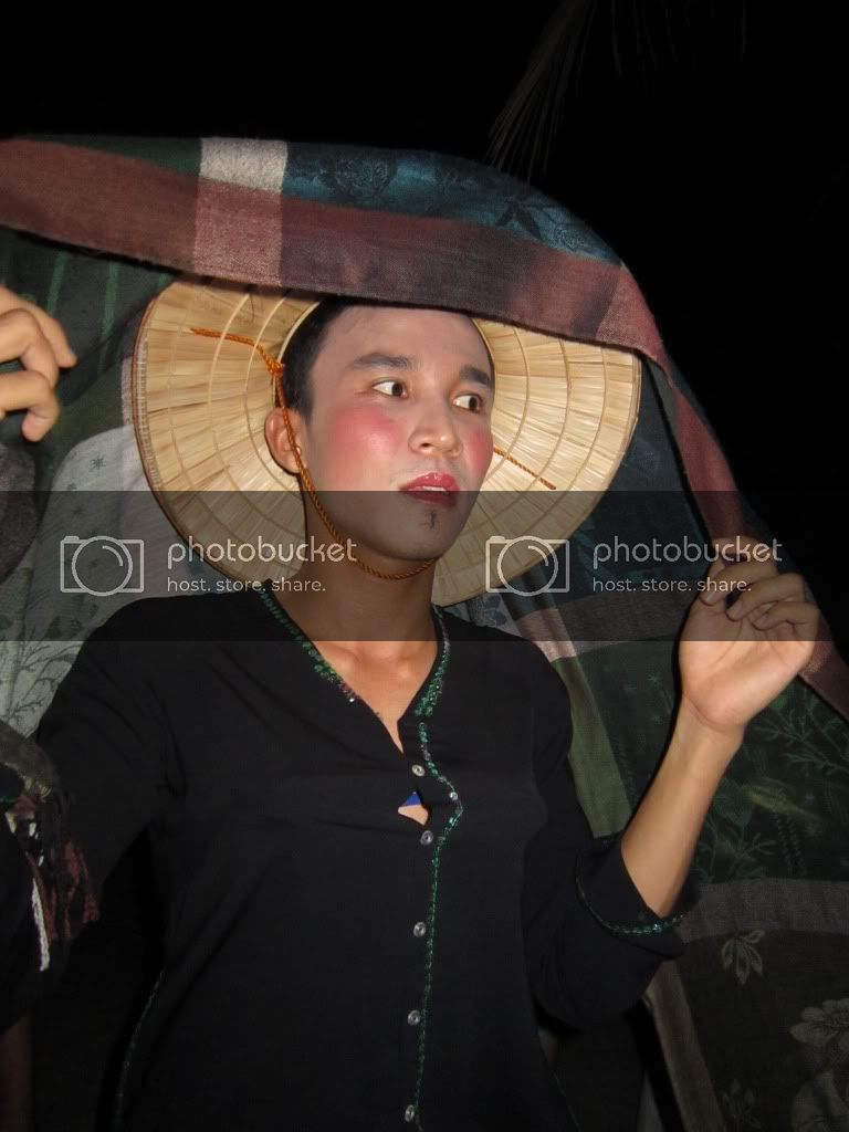 DN2011037.jpg