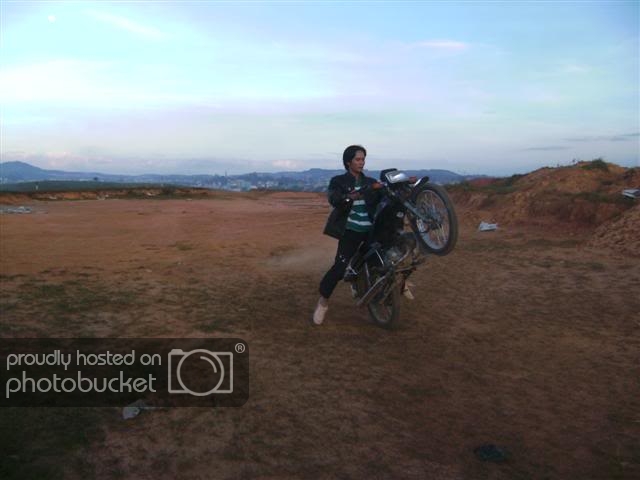 SANY0402Small.jpg