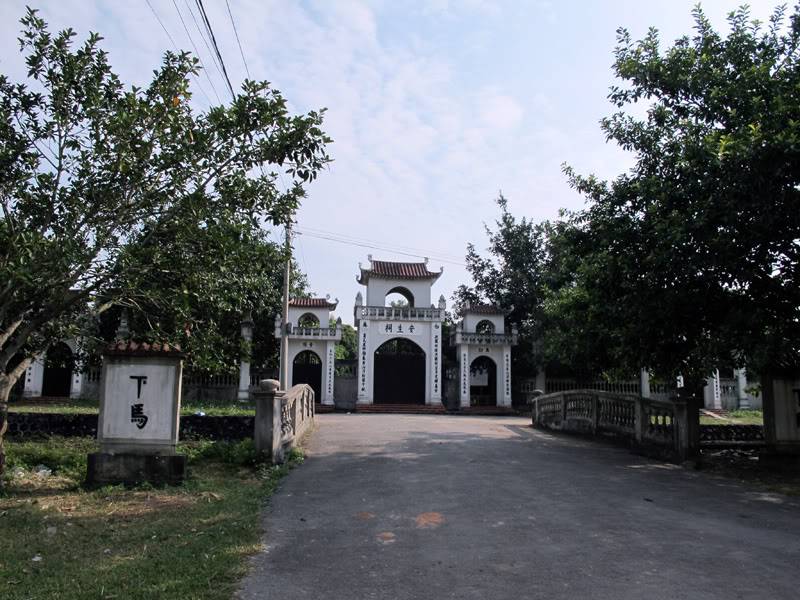 TayYenTu1010412.jpg
