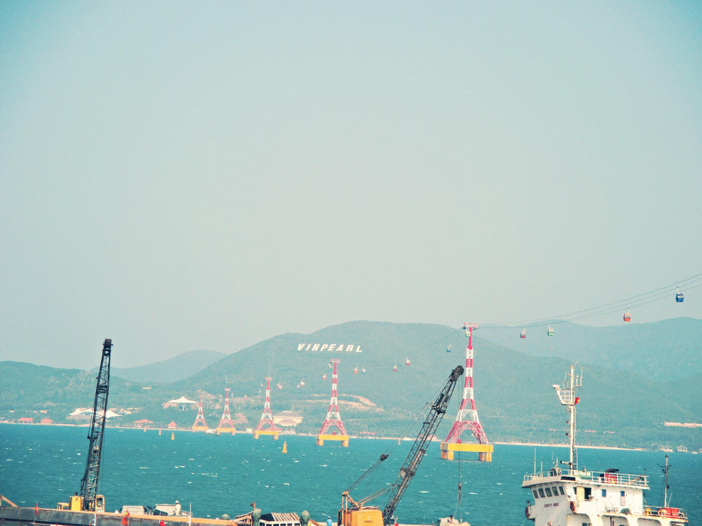 16800729097_ba4a9de828_b.jpg