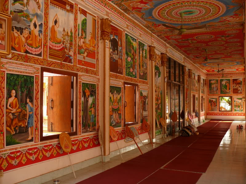 thatluang9.jpg