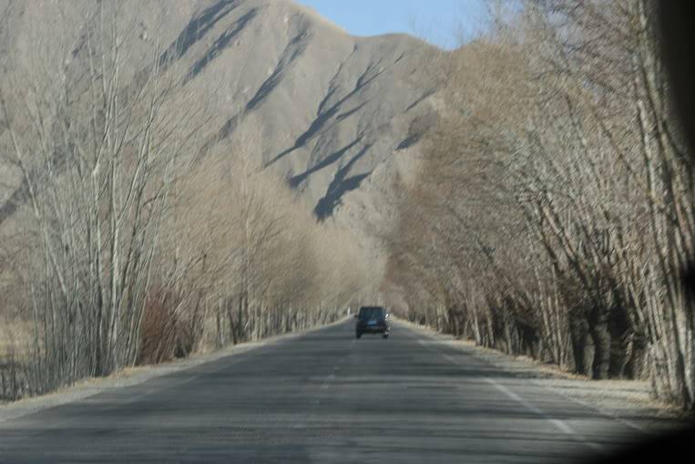 Copyofduong20ve20lhasa202.jpg