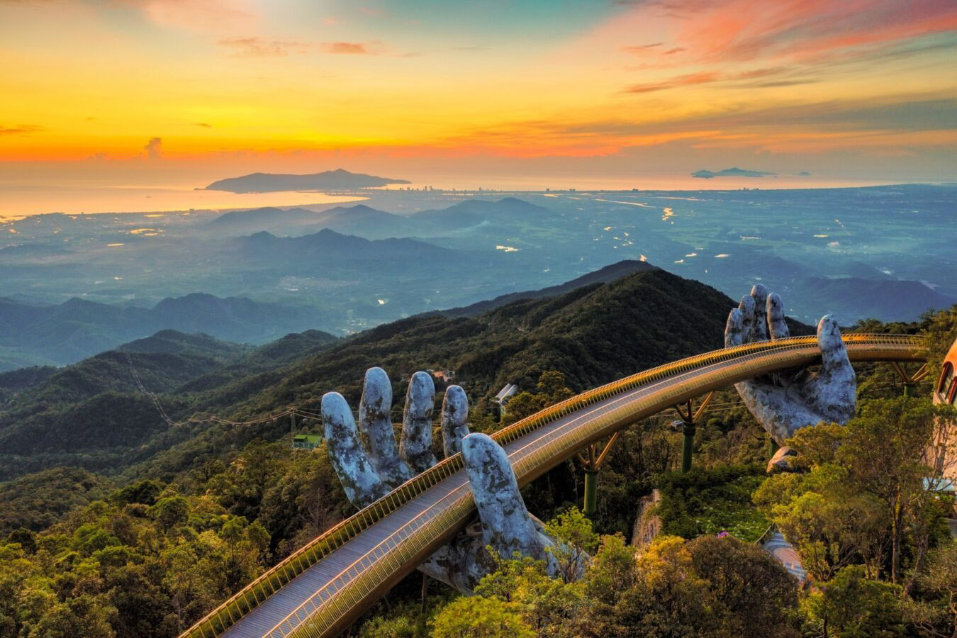Ba-Na-hills-cau-vang
