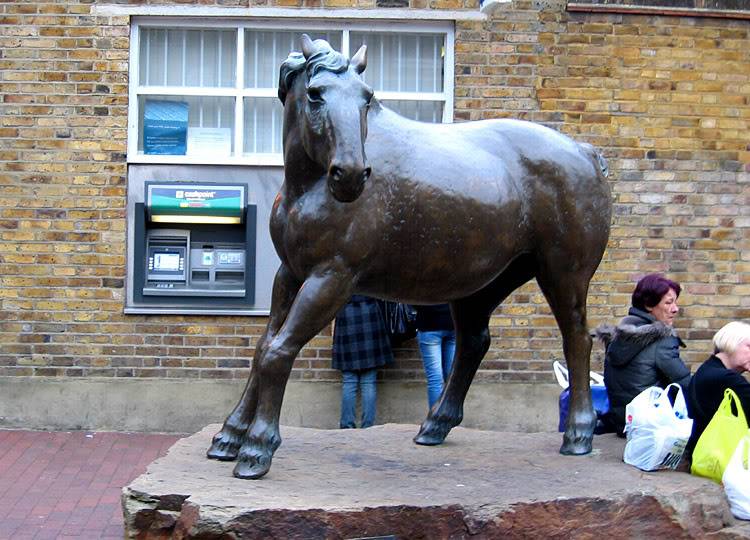 Ealing7.jpg