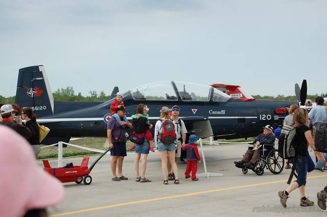 qcairshowl2.jpg