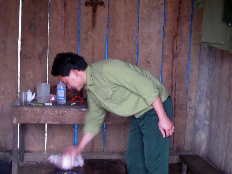 HongNgai2011478.jpg