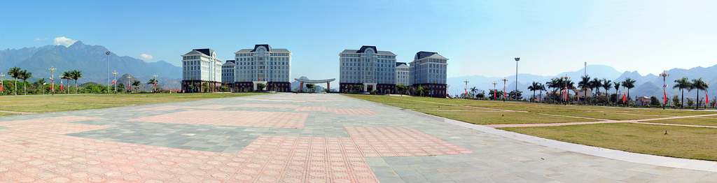 7007448952_e241235728_b.jpg