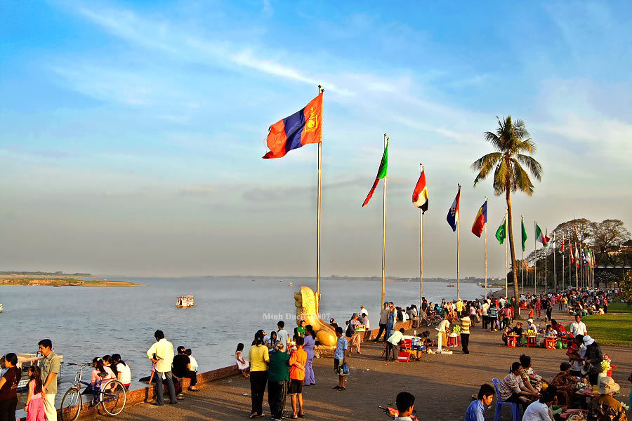 benbo_tonlesap_post.jpg