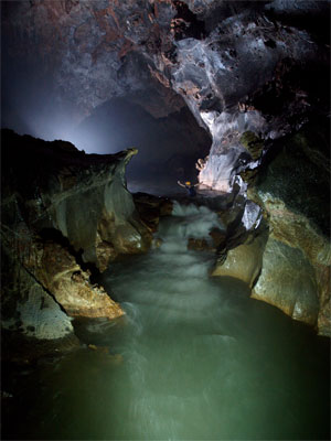 cave23.4.09-1.jpg