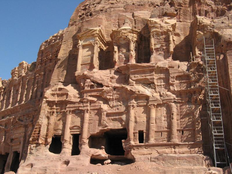 royal+tombs+2.jpg