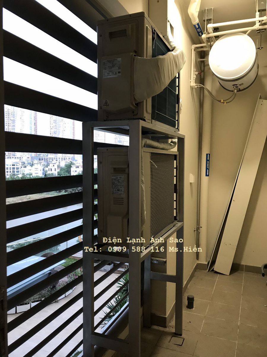 may-lanh-giau-tran-noi-ong-gio-daikin(11).jpg