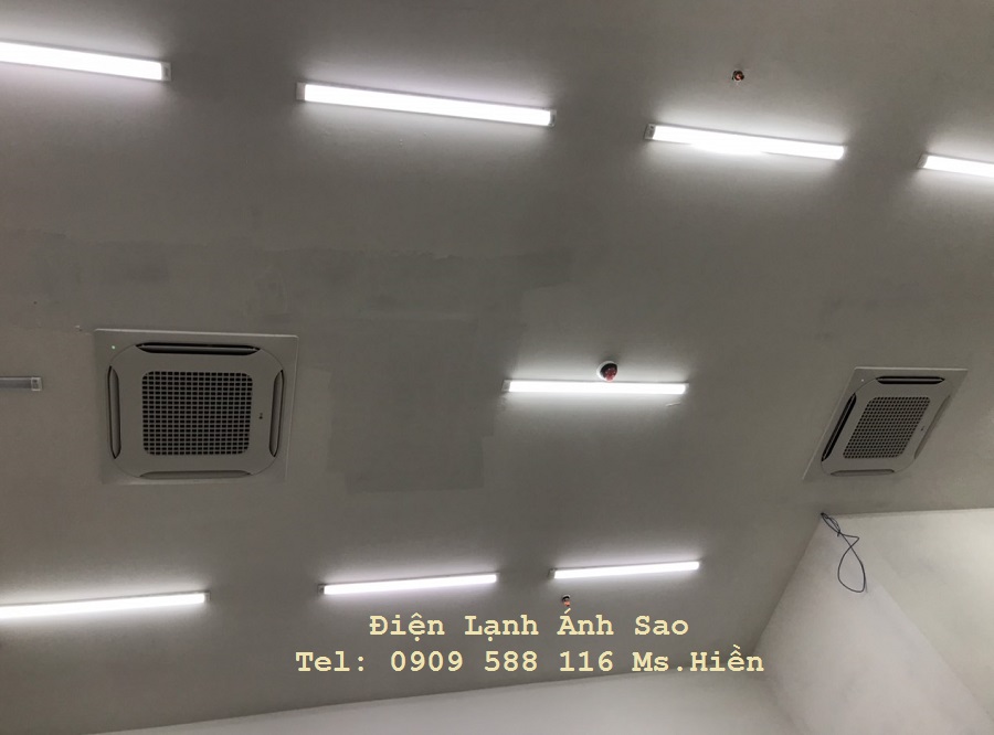 dieu-hoa-am-tran-lg.jpg