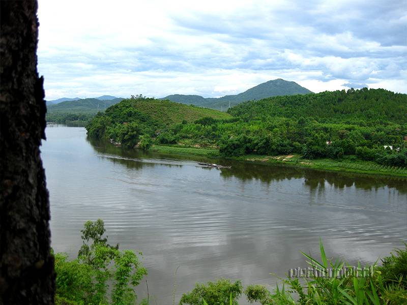 Song-Huong---7-2009-4.jpg