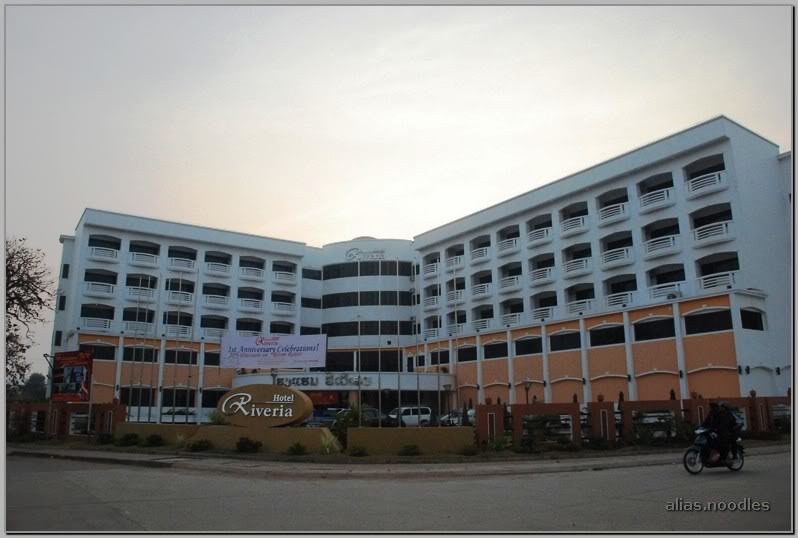 Lao_2009_0004.jpg