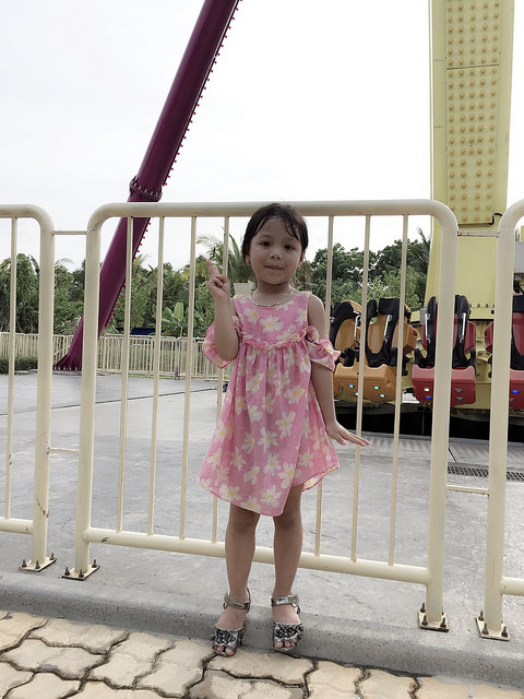 36441027104_3c186fc64e_z.jpg