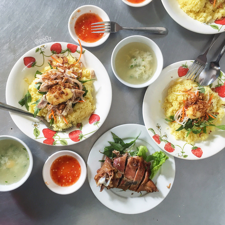 du-lich-nha-trang-nen-di-dau-an-com-ga-pe0z(1).jpg