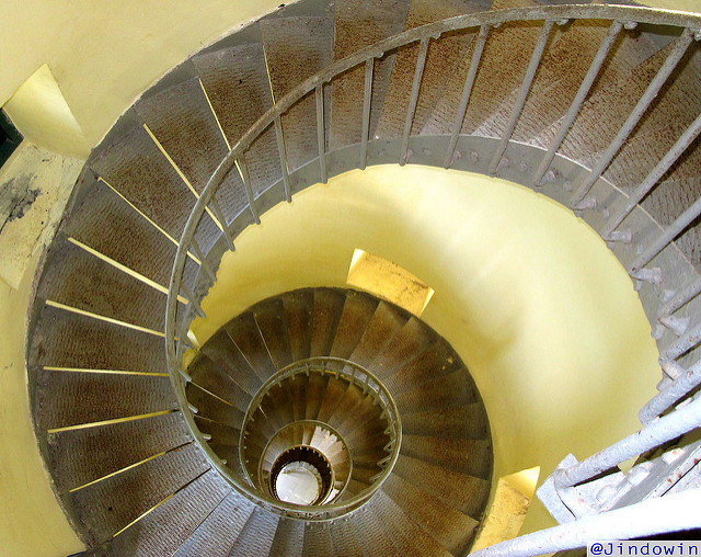 7660248176_b7595537d6_z.jpg